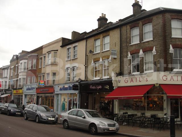 			NEW INSTRUCTION, 3 Bedroom, 1 bath, 1 reception Apartment			 Northcote Road, Clapham Junction